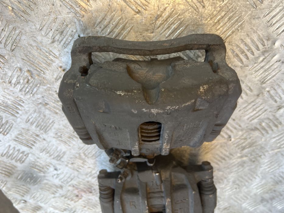 Суппорт передний Чери тигго 08г chery tiggo