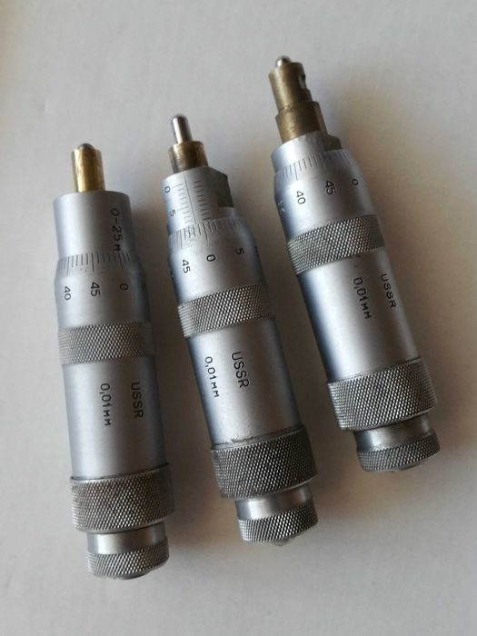 Микрометрические винты для точной подачи и регулировки