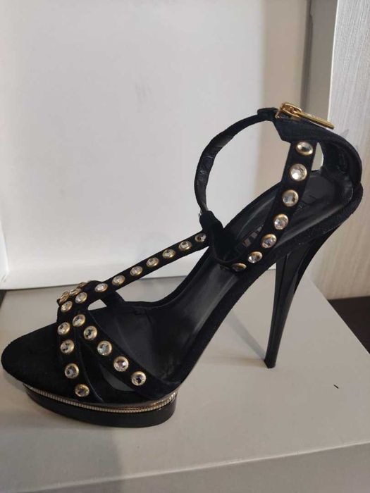 Босоніжки Le Zilla 38