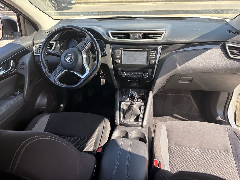 Nissan Qashqai — fotografia 8