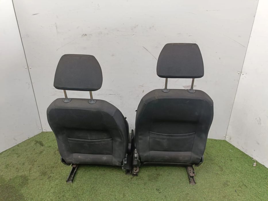 Conjunto de bancos SKODA Fabia II Break (545, 5J)