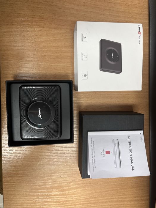 Adapter Apple CarPlay Carlinkit CPC200-T2C dla Tesla Model 3/Y/S/X