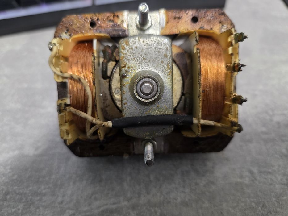 Електродвигун до кухонної витяжки