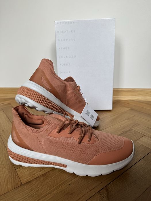 GEOX NOWE sneakersy damskie Spherica Actif r. 41 brzoskwiniowe