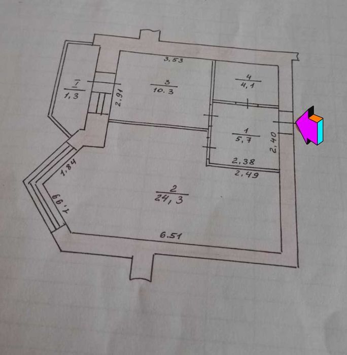 Продається простора 1 кімнатна квартира по вул.Київська-Тарнавського