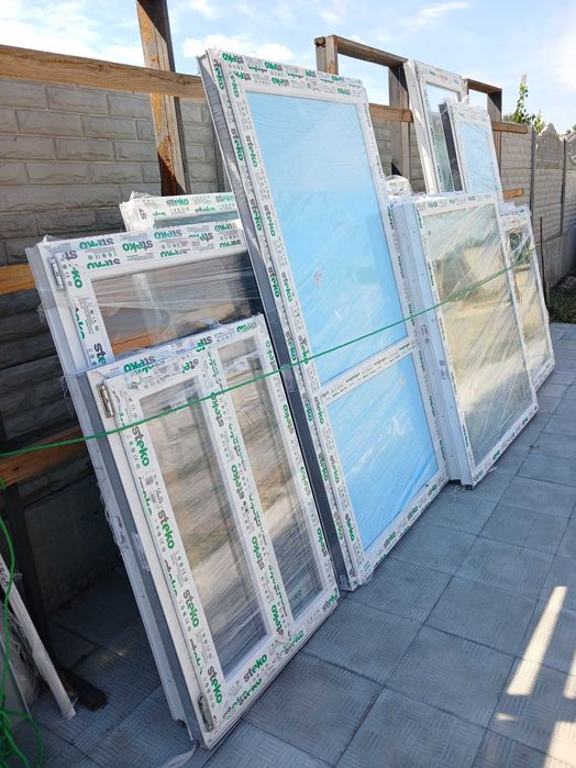 Двері вікна металопластикові Склади з вікнами БУ не має Бобринець