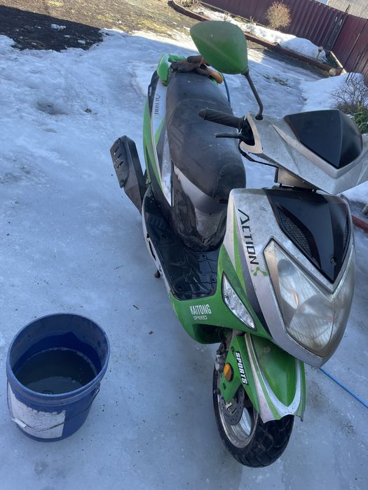 Продам скутера Зеленого!Телефонуйте домовимось