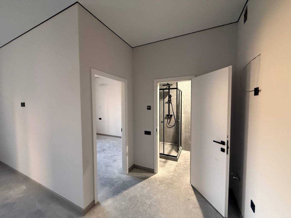 Оренда 2к приміщення  з ремонтом р-н лікарні Мечникова