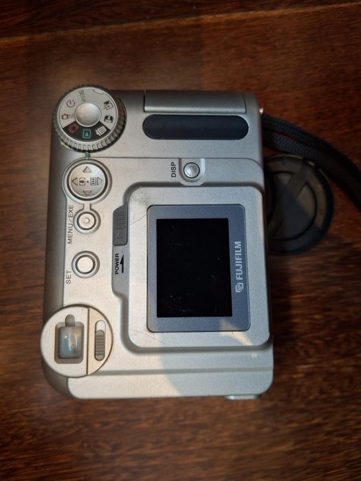 Máquina fotográfica digital vintage Fujifilm MX-600 Zoom – kit complet