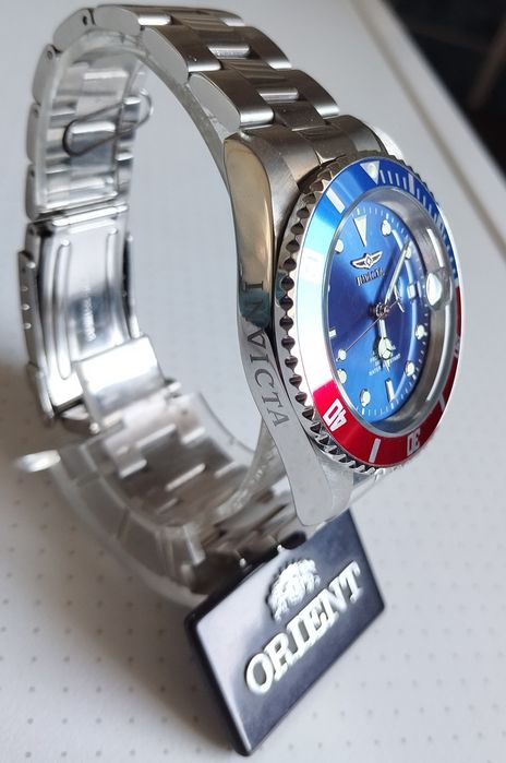 Invicta Professional Diver Automatic XL Pepsi.