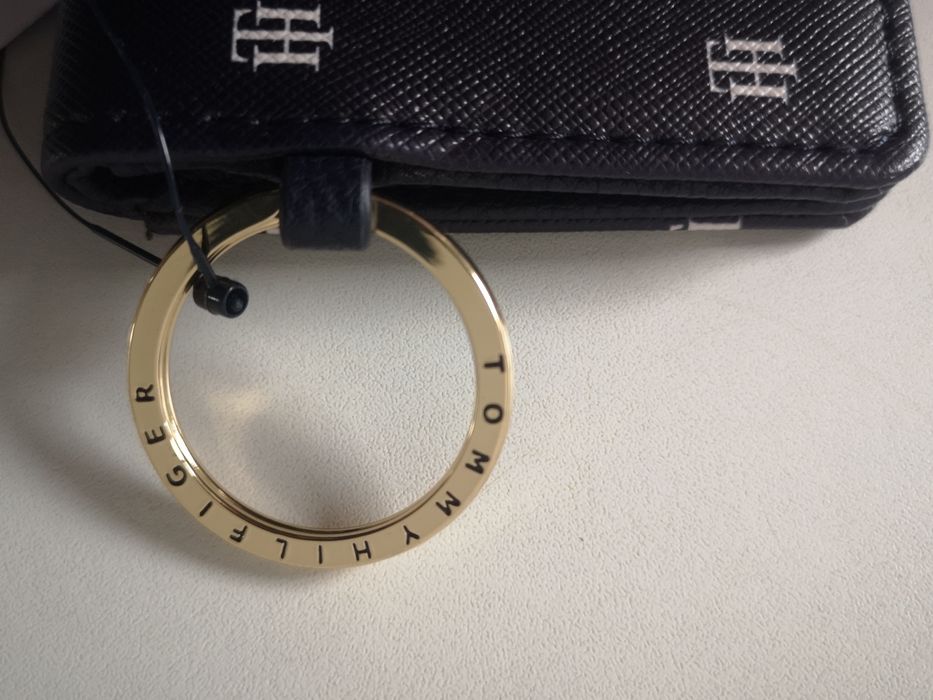 Tommy Hilfiger - nowy portfel/etui na karty na breloczku