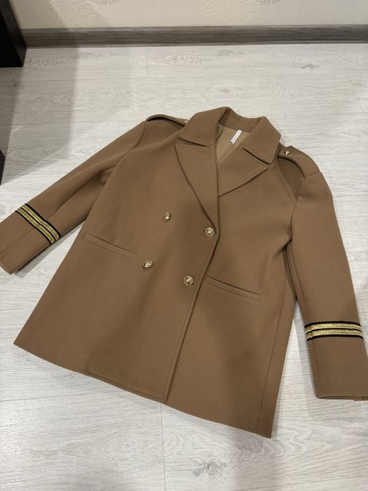 Продам Пальто женское