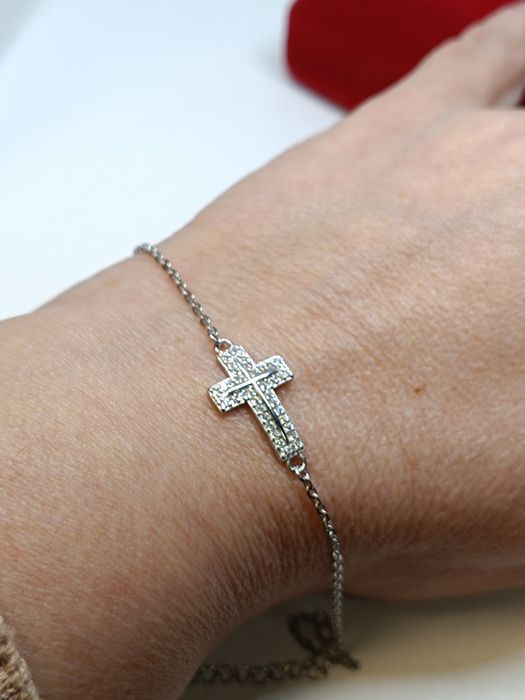 Srebrna bransoletka z krzyżem i cyrkoniami dł.17-20cm, srebro próby925