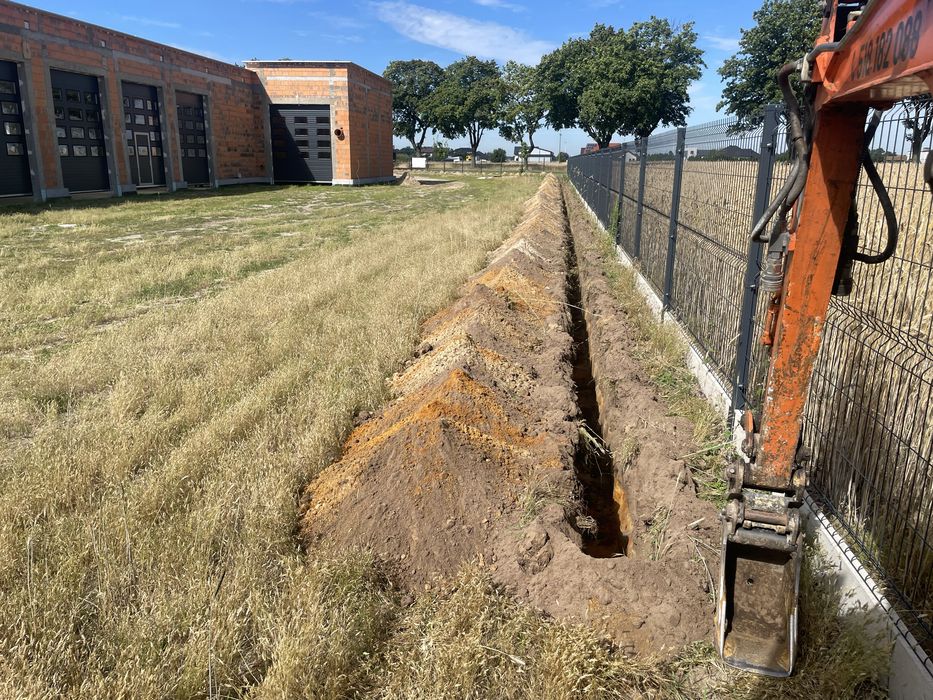 USŁUGI MINIKOPARKĄ, wywrotka 3,5t, laweta