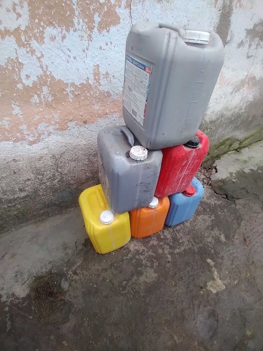 Канистры 10л 20л б/у