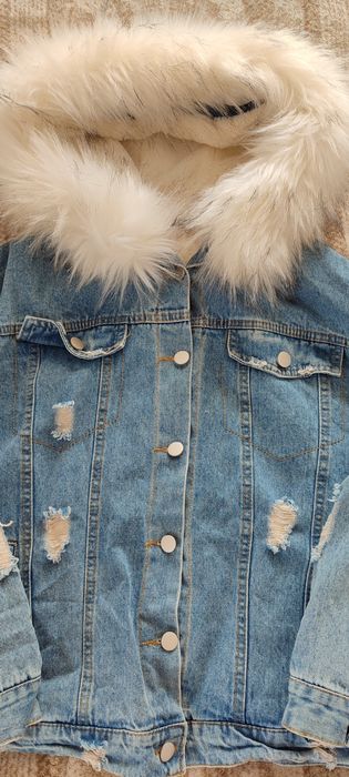 Зимова  джинсова куртка