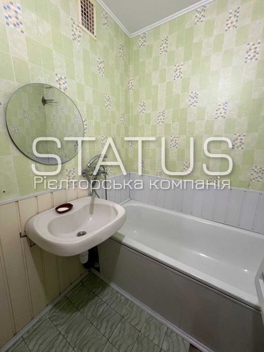 Продаж двокімнатної квартири. Сади 2.