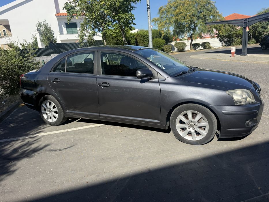 TOYOTA AVENSIS -2.0 126 cv   - DIESEL  - 1 Dono - NACIONAL - PINTURA  NOVA