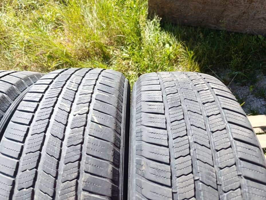Літні шини 235/55 R19 105H XL Michelin Defender LTX m/s