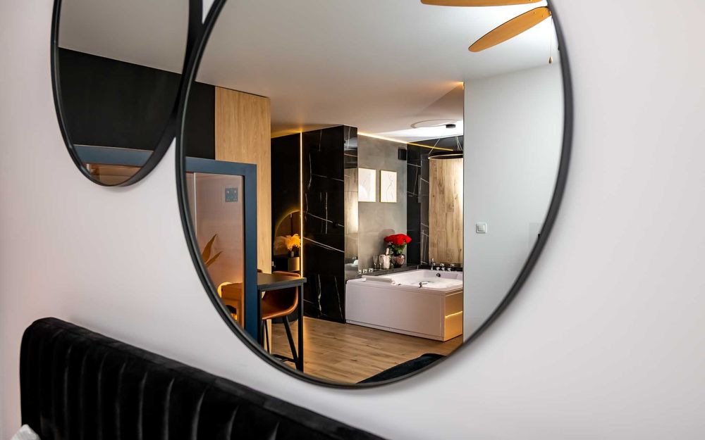 Zmysłowy Apartament VIP - prywatna sauna i jacuzzi tylko dla Was