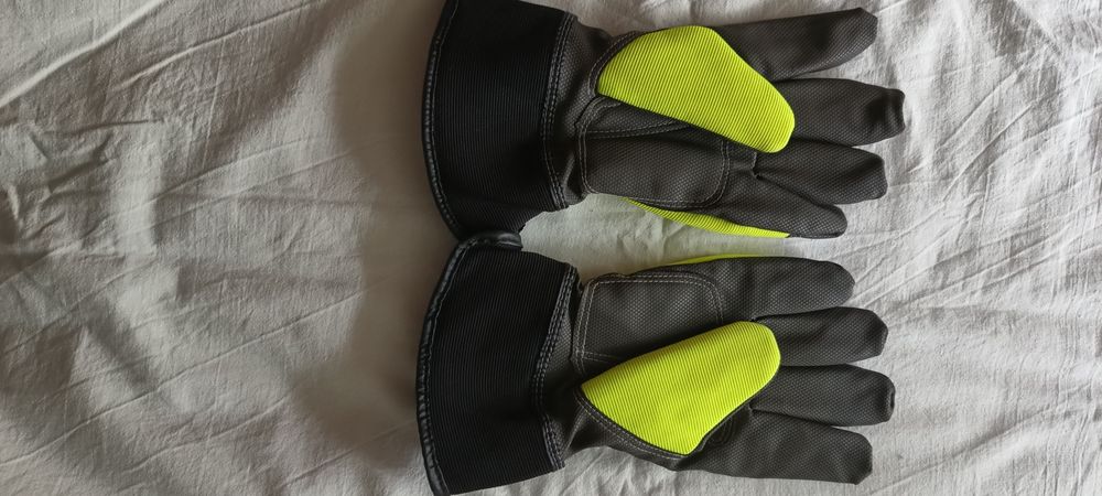 Перчатки рабочие.