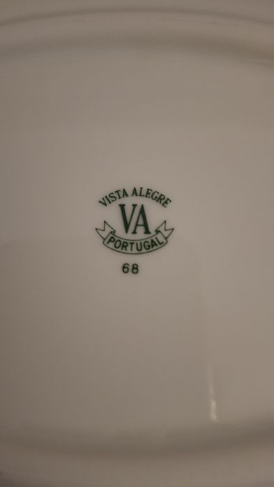 Travessa redonda funda Vista Alegre como NOVA