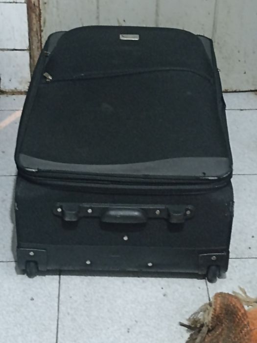 Mala de Porão grande de rodas