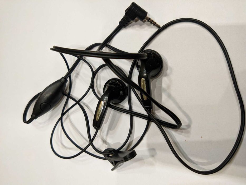 Гарнитура телефонная проводная 2.5мм. Наушники