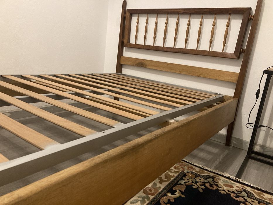 Camas varias com e sem colchão