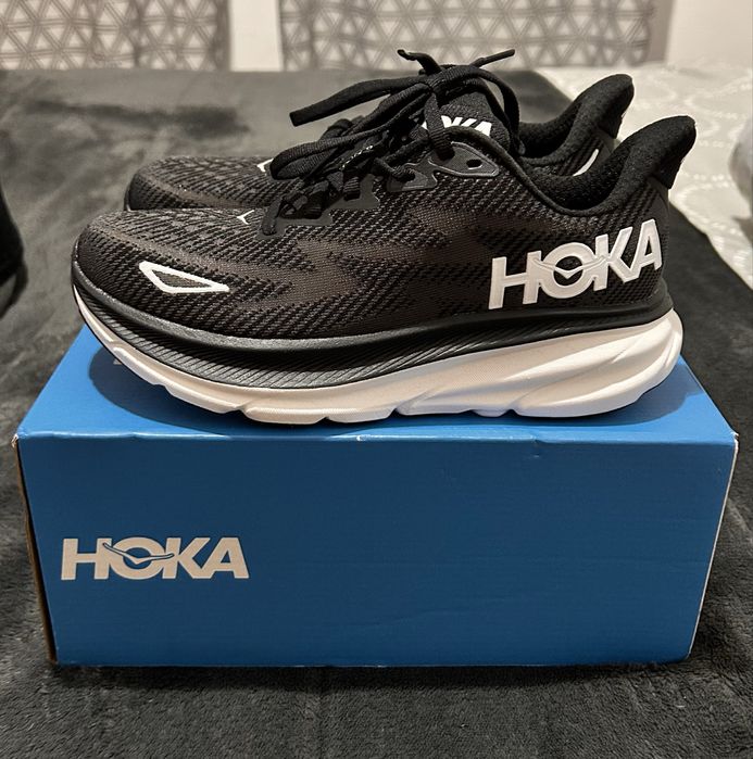 Sapatilhas Hoke Clifton 9