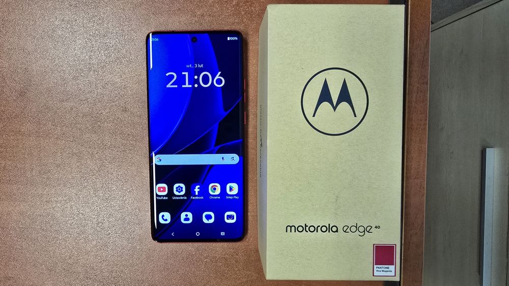 Motorola Edge 40 5G Dual Sim 256GB/8GB RAM czerwony, stan bdb