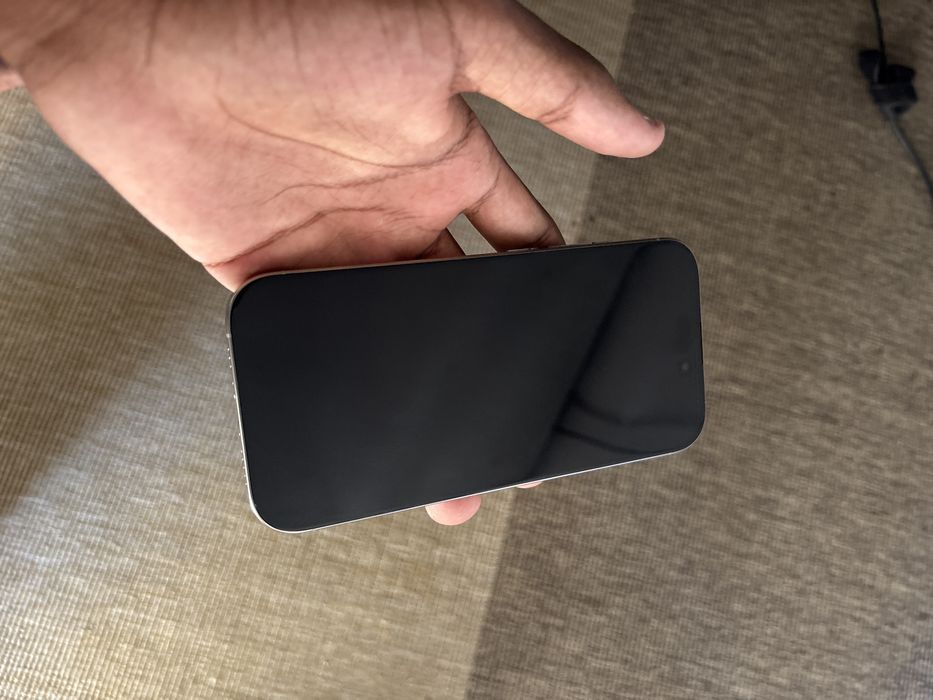 Iphone 16 pro em otimas condicoes