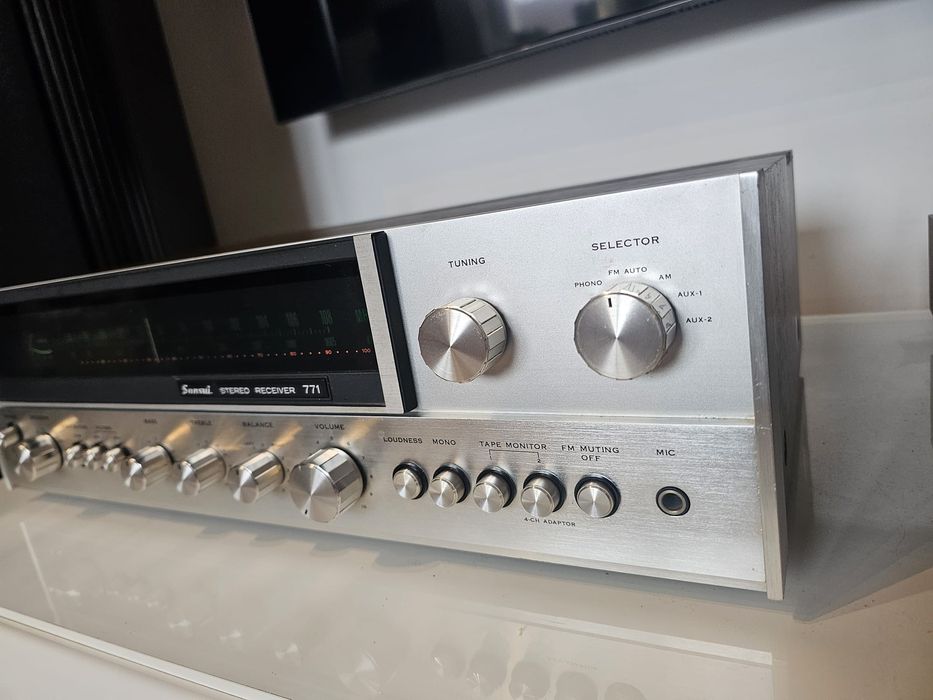 Amplituner Vintage Sansui 771