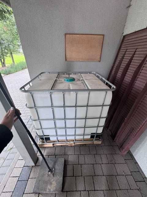 Mauzer na wodę 1000L