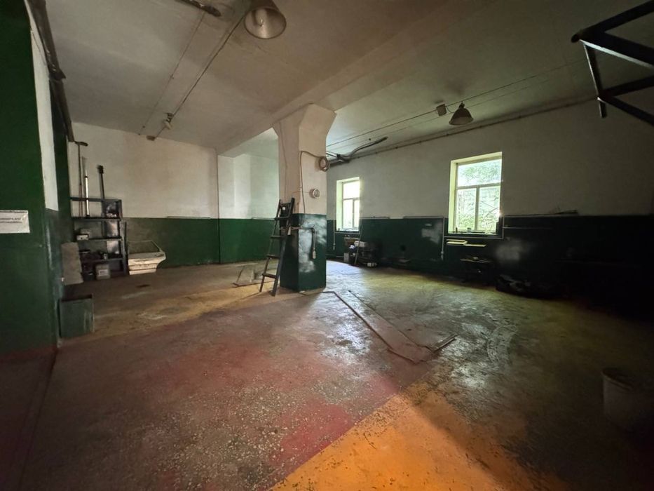 Продам комплекс на трасі Хмельницький-Тернопіль