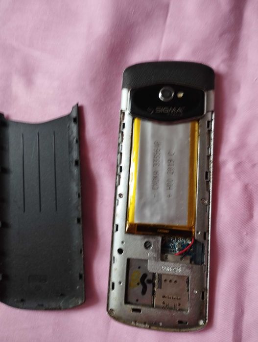 Кнопочный телефон "Sigma mobile" на 2 sim б у