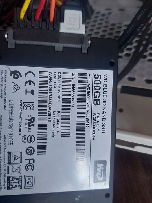Komputer stacjonarny i7 chłodzony ciecza/SSD 500GB