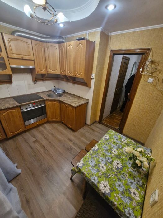 Здається 1кв р-н Урожаю 11000+