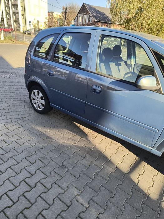 Opel Meriva 2007  1.6 benzyna 105 KM