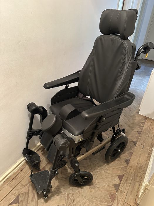 Cadeira de Rodas REA CLEMATIS PRO