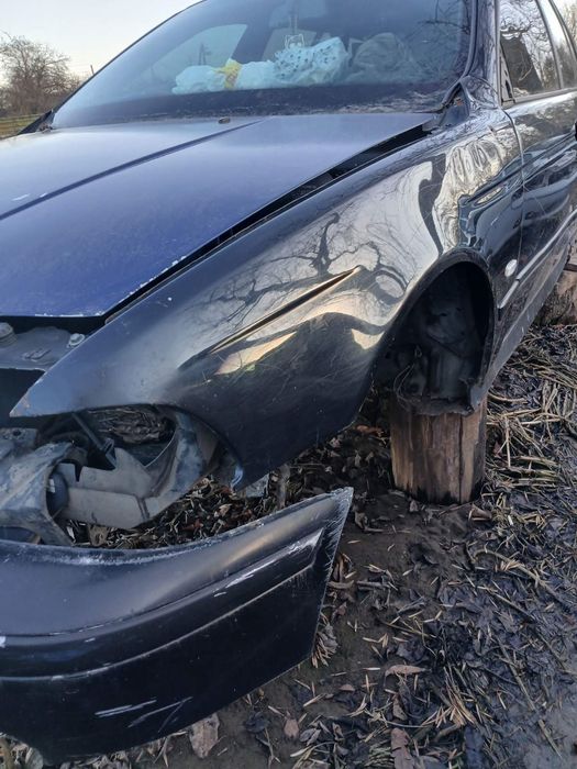 Крило BMW 5 e39 Turing