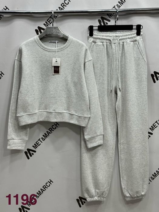 Жіночий костюм лакоста