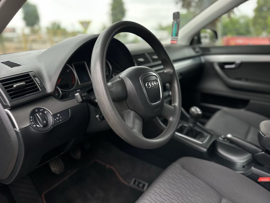 Продам Audi A4 b7 2007