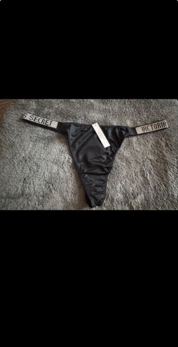 Stringi Victoria’s Secrer