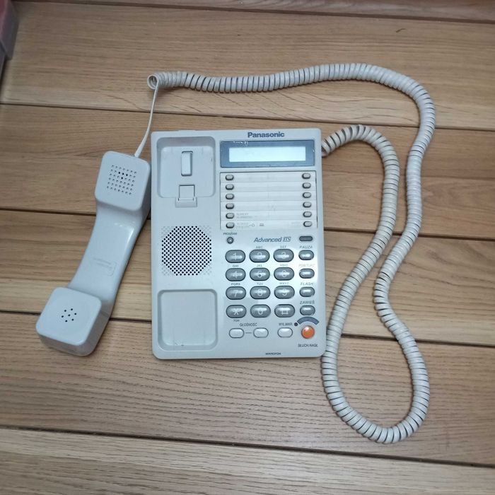 Stary aparat telefoniczny Panasonic