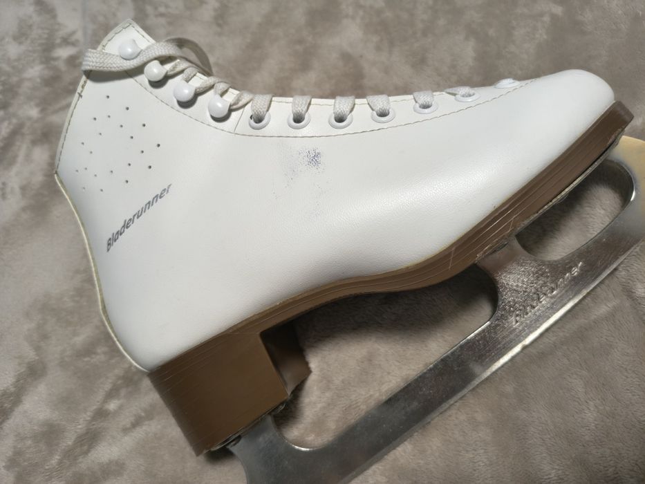 Łyżwy figurowe BladeRunner