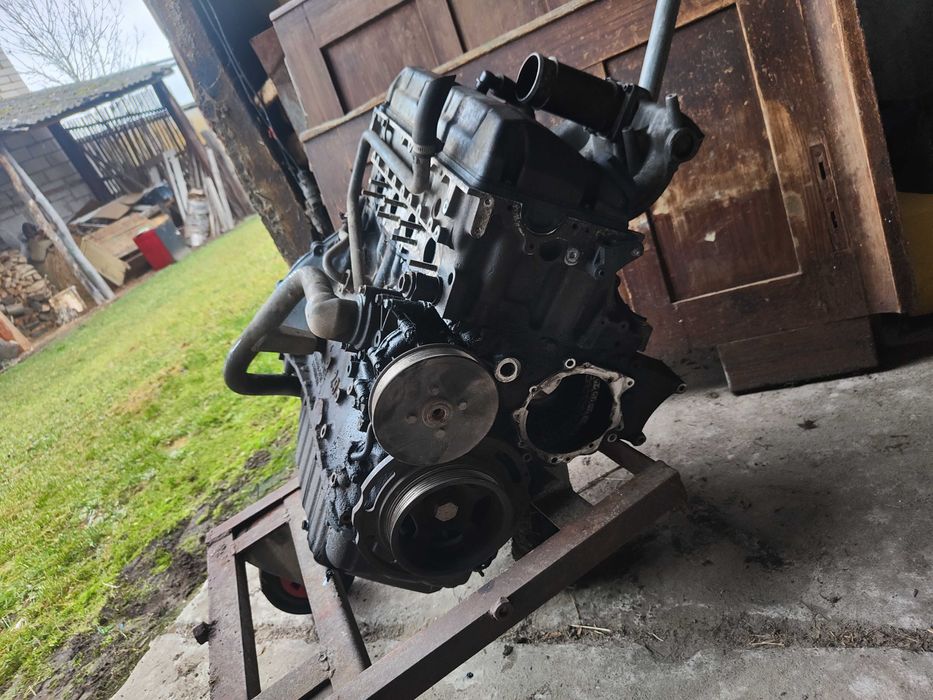 Silnik Mercedes 2.3 diesel zwykły bez turbo