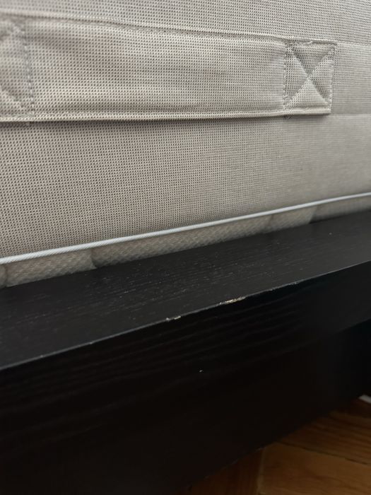 Cama IKEA MALM 160x200 + estrado de ripas + colchão.