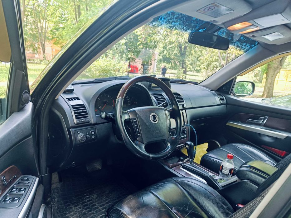 Надёжное личное  авто для любой погоды ,для любого дорожного покрытия.