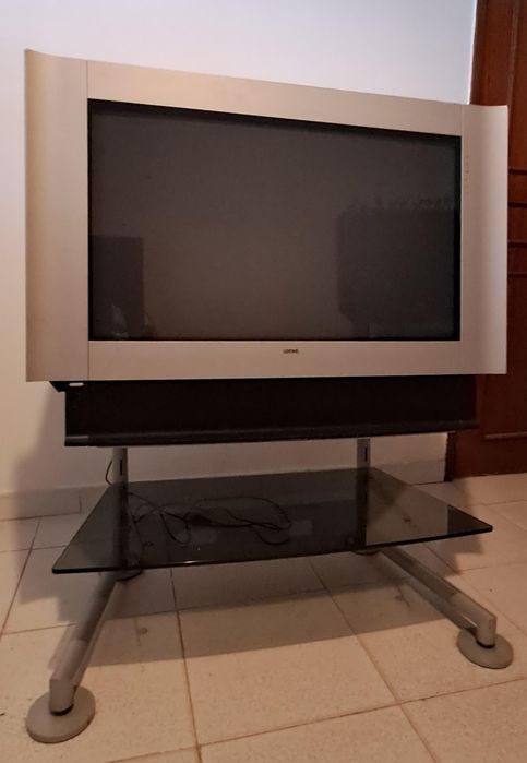 Televisão Loewe Vitros 6381 ZW